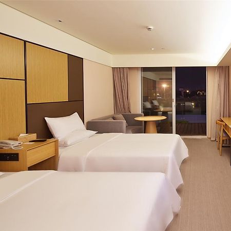 Ji Hotel Shanghai Lujiazui Xangai Exterior foto
